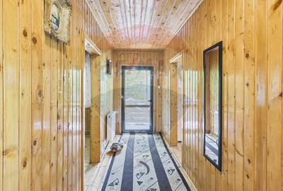 Casă individuală cu 9 camere cu Teren 341 Mp în Dâmbovicioara - 11