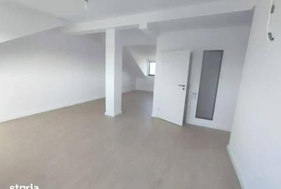 Casă cu 5 camere cu Teren 250 Mp în Central