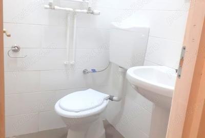 Casă cu 6 camere în Traian - 2