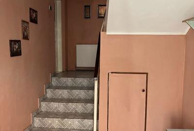 Casă cu 4 camere decomandat în Ultracentral - 1