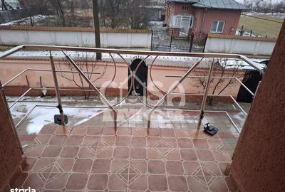 Casă cu 4 camere cu Teren 452 Mp în Aninoasa - 9