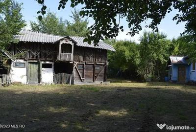 Teren de 4700 mp, în Suseni - 8