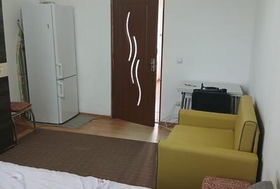 Garsonieră semidecomandată în Central - 1