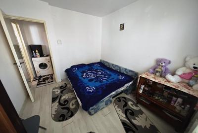 Apartament cu 2 camere semidecomandat în 13 Decembrie - 7