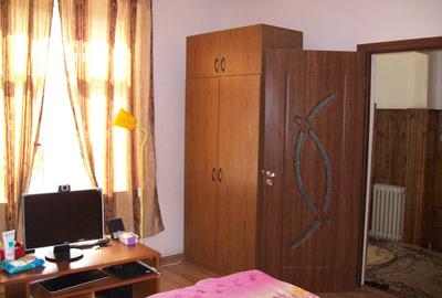 Casă cu 2 camere cu Teren 150 Mp în Ultracentral