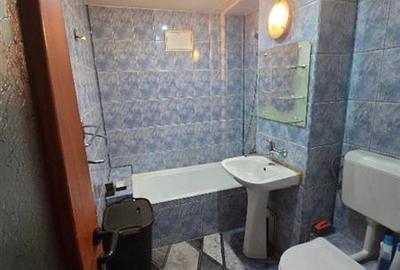 Apartament cu 2 camere decomandat, mobilat în Aradului
