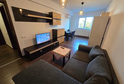 Apartament cu 2 camere decomandat în Păcii