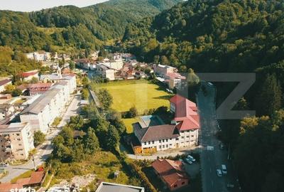 Spațiu comercial, de 1,857 mp, în Central
