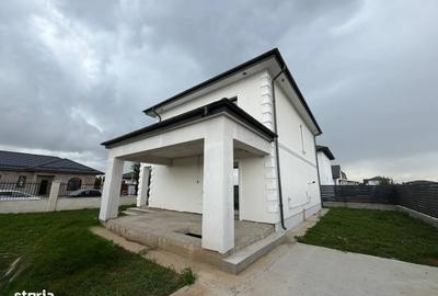 Casă cu 4 camere în Central