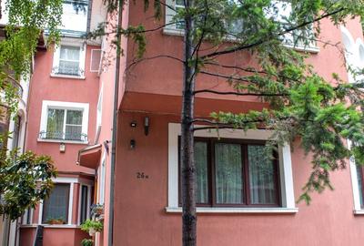 Casă individuală cu 8 camere cu Canalizare în Victoriei - 2