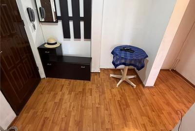 Apartament cu 2 camere decomandat în Dacia