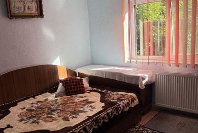 Casă cu 4 camere în Exterior Vest