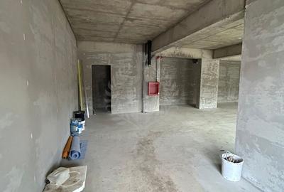Spațiu comercial, de 101 mp, în Albert - 9