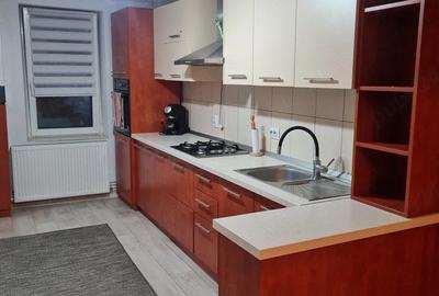 Apartament cu 3 camere decomandat în Central - 6
