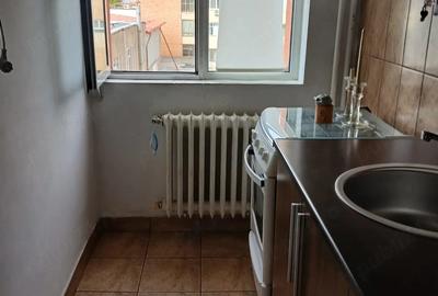 Garsonieră decomandată în Crihala