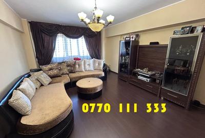 Apartament cu 3 camere decomandat, mobilat în Republicii