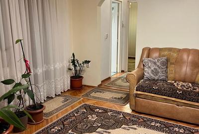 Apartament cu 4 camere decomandat în Central - 3