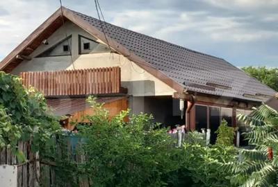 Casă cu 4 camere cu Teren 360 Mp în Viișoara