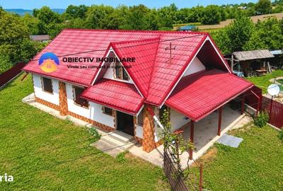 Casă cu 4 camere în Central