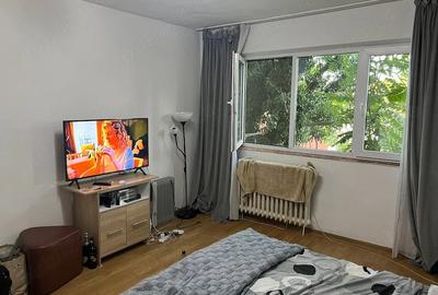 Garsonieră decomandată în Complex Studențesc