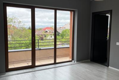 Casă cu 4 camere cu Teren 600 Mp în Dosu Bricii