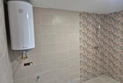 Apartament cu 3 camere decomandat în Săvinești - 1