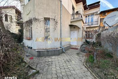 Casă cu 4 camere cu Teren 195 Mp în Vitan