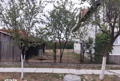 Casă cu 9 camere cu Teren 1800 Mp în Buteni - 7