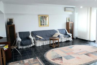 Apartament decomandat în Muncii