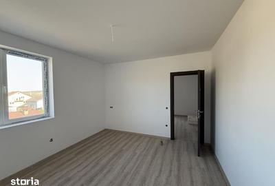 Casă cu 4 camere cu Teren 372 Mp în Central - 4