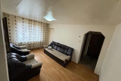 Apartament cu 3 camere semidecomandat în Nord - 2
