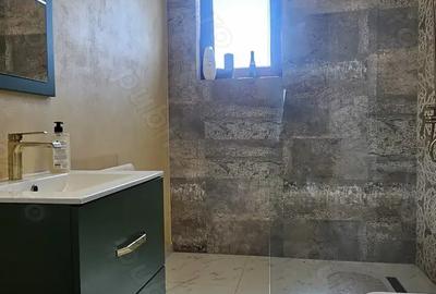 Casă cu 4 camere cu Teren 459 Mp în Central - 3