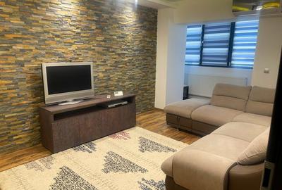 Apartament cu 2 camere decomandat, mobilat în Ultracentral