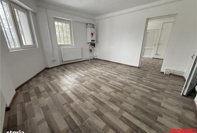 Spațiu comercial, de 118 mp, în Central - 13