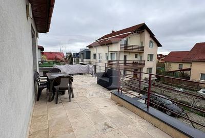 Apartament cu 2 camere, mobilat în Europa