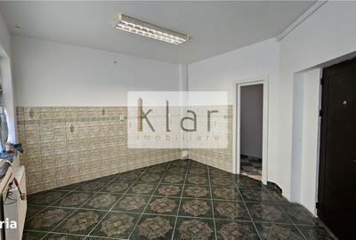 Casă cu 10 camere cu Canalizare în Zorilor - 6