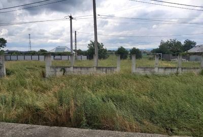 Casă cu 4 camere în Zănești
