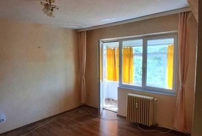 Apartament cu 2 camere nedecomandat în Central