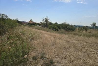 Teren de 900 mp, în Central