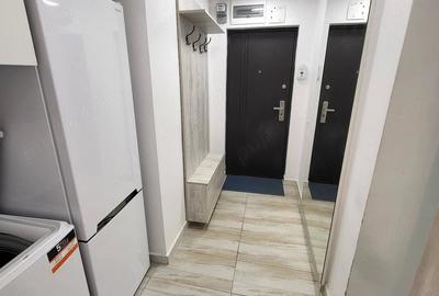 Apartament cu 2 camere decomandat în Victoriei