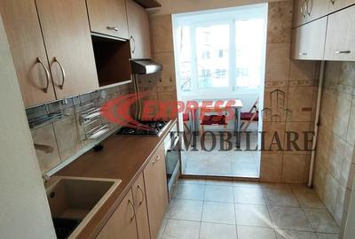 Apartament cu 3 camere decomandat în Titan - 3