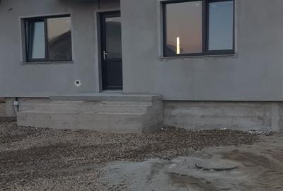 Casă cu 3 camere în Central - 2