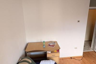 Apartament cu 2 camere decomandat în Exterior Vest