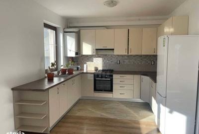 Apartament cu 4 camere în Apahida