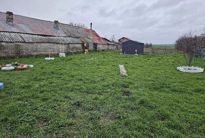 Teren de 1600 mp, în Călugăreni