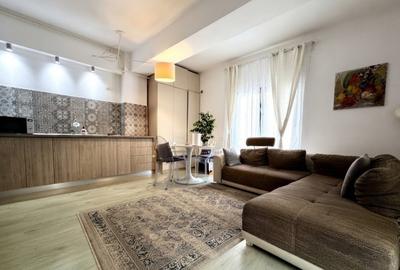 Apartament cu 3 camere decomandat, mobilat în Mamaia-Sat