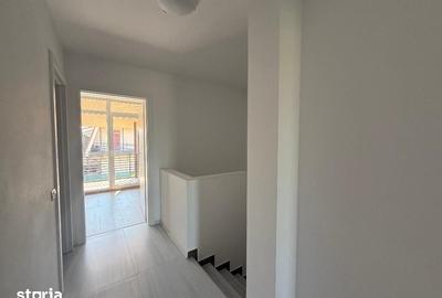 Casă cu 3 camere cu Teren 112 Mp în Cetate