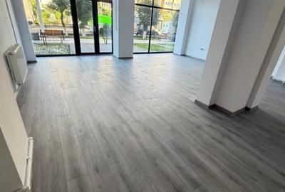 Spațiu comercial, de 80 mp, în Filiași