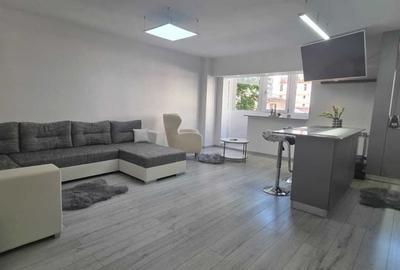 Garsonieră decomandată în Unirii