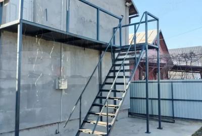 Casă cu 3 camere cu Teren 950 Mp în Mănești - 1